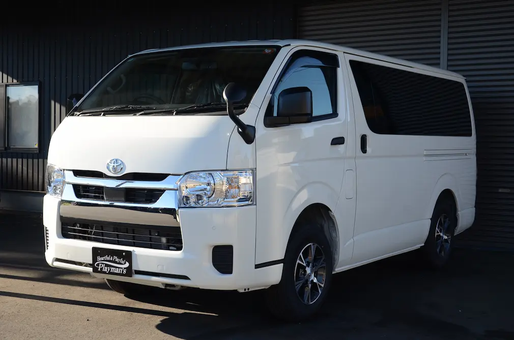 TOYOTA ハイエースバン DX GLパッケージ 4WDの写真