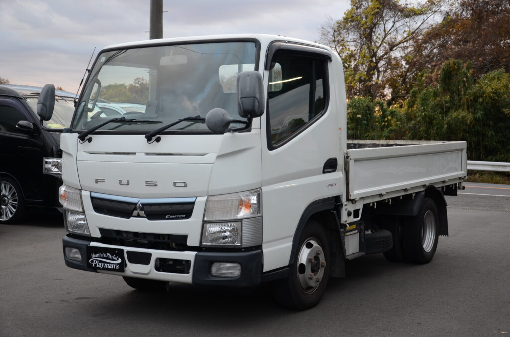 三菱ふそう キャンターの写真
