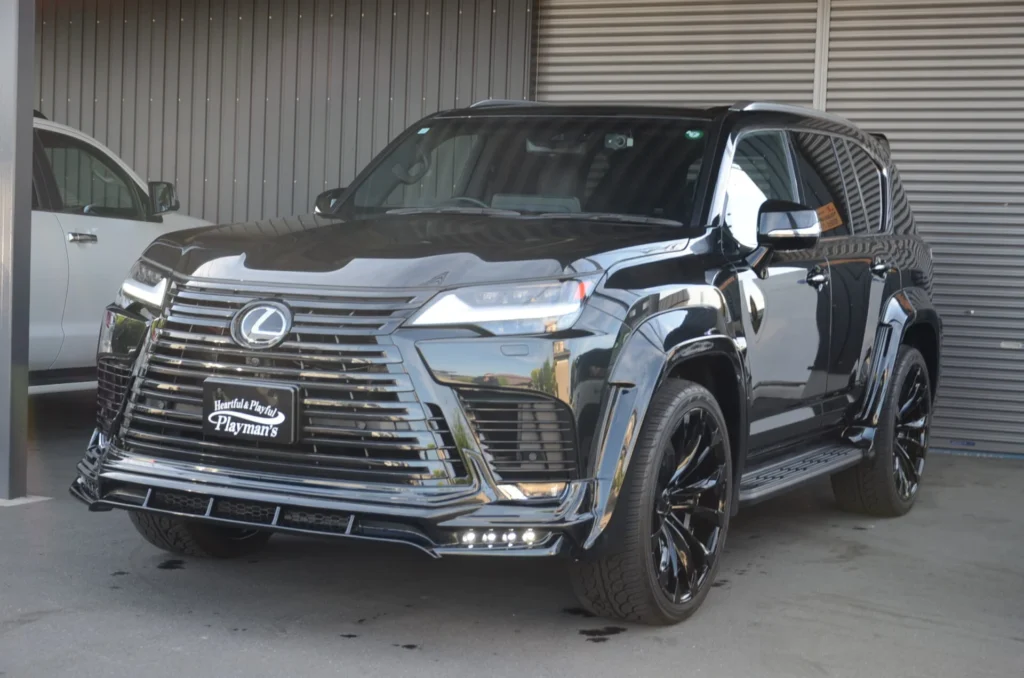 LEXUS LX600 4WDの写真